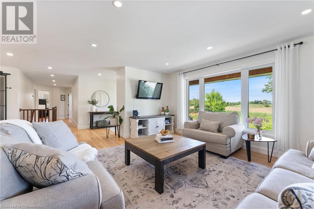 












6251 WALKERS Road

,
Glanbrook,




Ontario
L0R1W0

