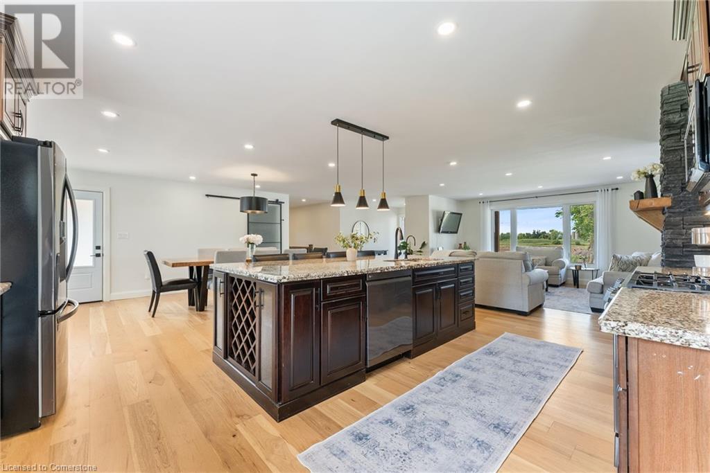












6251 WALKERS Road

,
Glanbrook,




Ontario
L0R1W0

