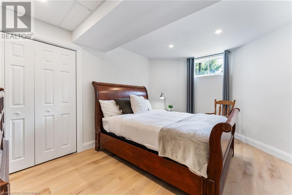 












6251 WALKERS Road

,
Glanbrook,




Ontario
L0R1W0

