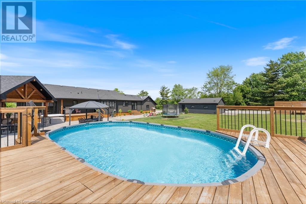 












6251 WALKERS Road

,
Glanbrook,




Ontario
L0R1W0

