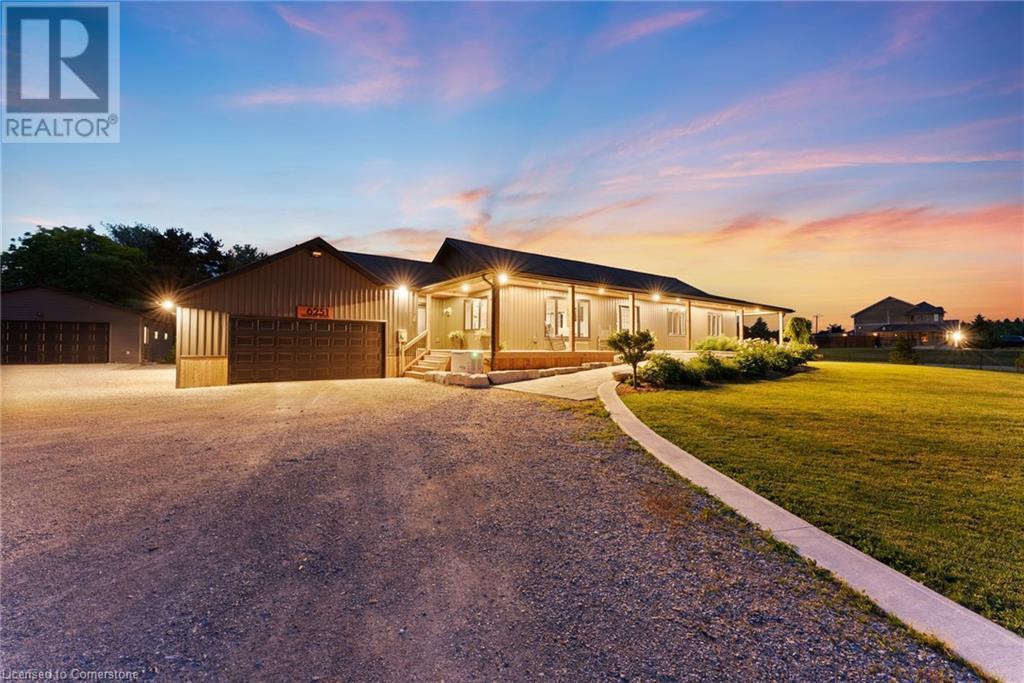 












6251 WALKERS Road

,
Glanbrook,




Ontario
L0R1W0


