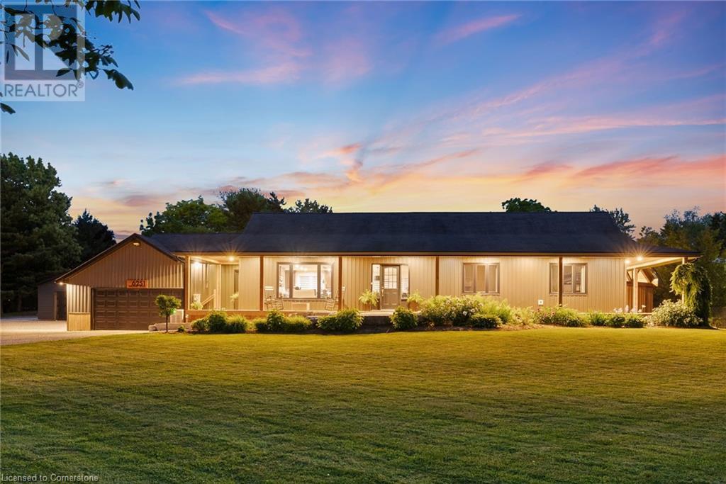 












6251 WALKERS Road

,
Glanbrook,




Ontario
L0R1W0

