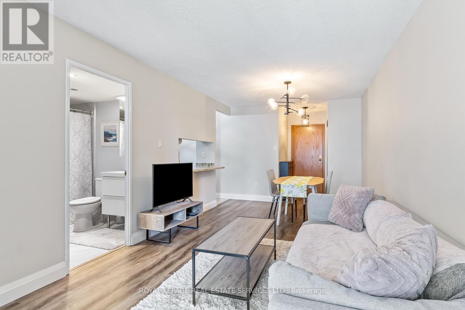 












1608 - 44 ST. JOSEPH STREET

,
Toronto,




Ontario
M4Y2W4

