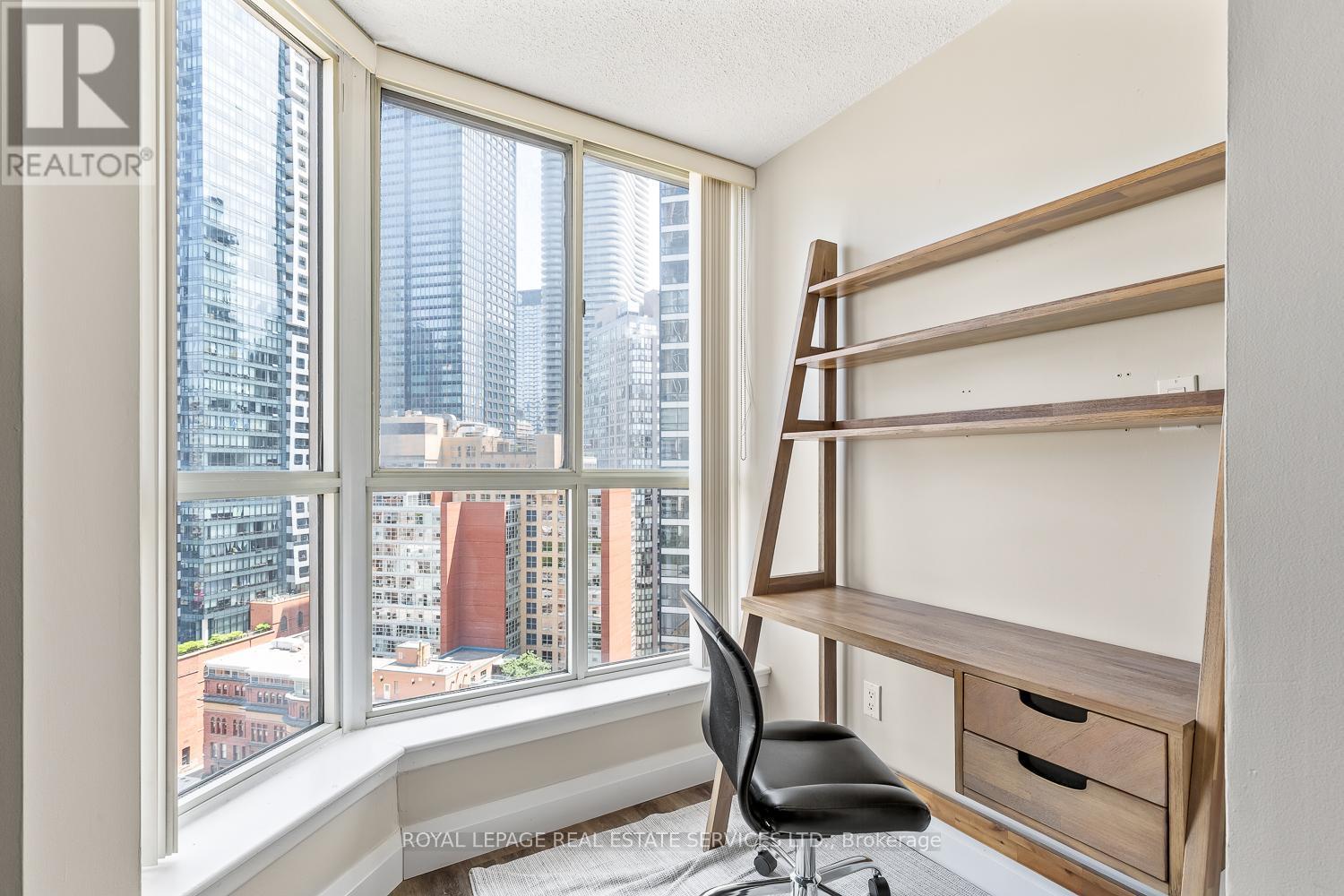 












1608 - 44 ST. JOSEPH STREET

,
Toronto,




Ontario
M4Y2W4

