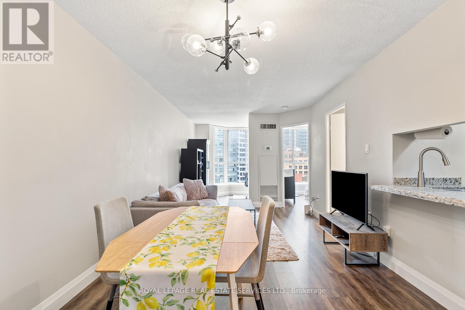 












1608 - 44 ST. JOSEPH STREET

,
Toronto,




Ontario
M4Y2W4

