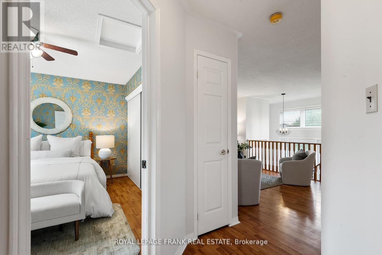 












95 CHAMPINE SQUARE

,
Clarington (Bowmanville),




Ontario
L1C4V9


