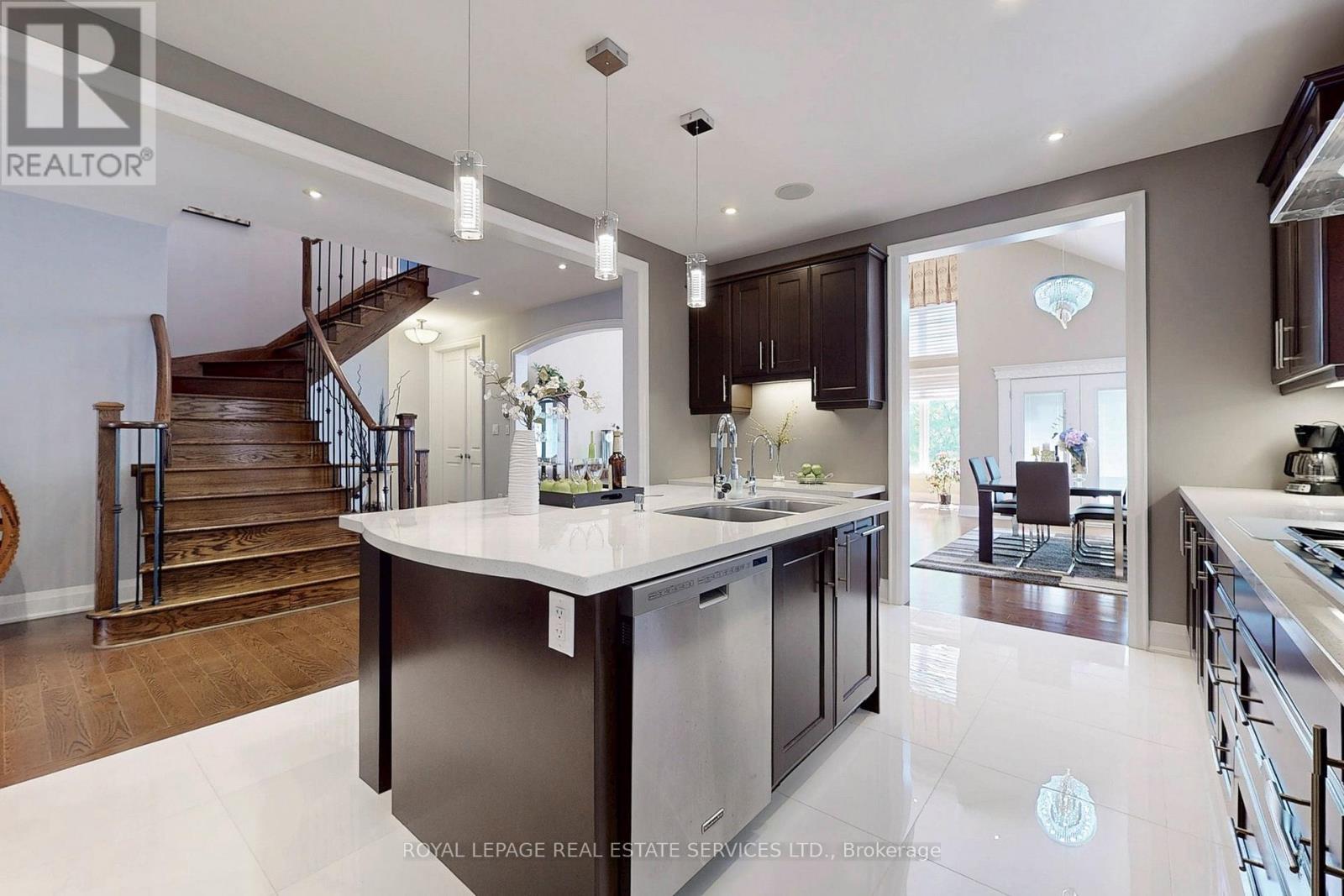 












149 COASTLINE DRIVE

,
Brampton,




Ontario
L6Y0S3

