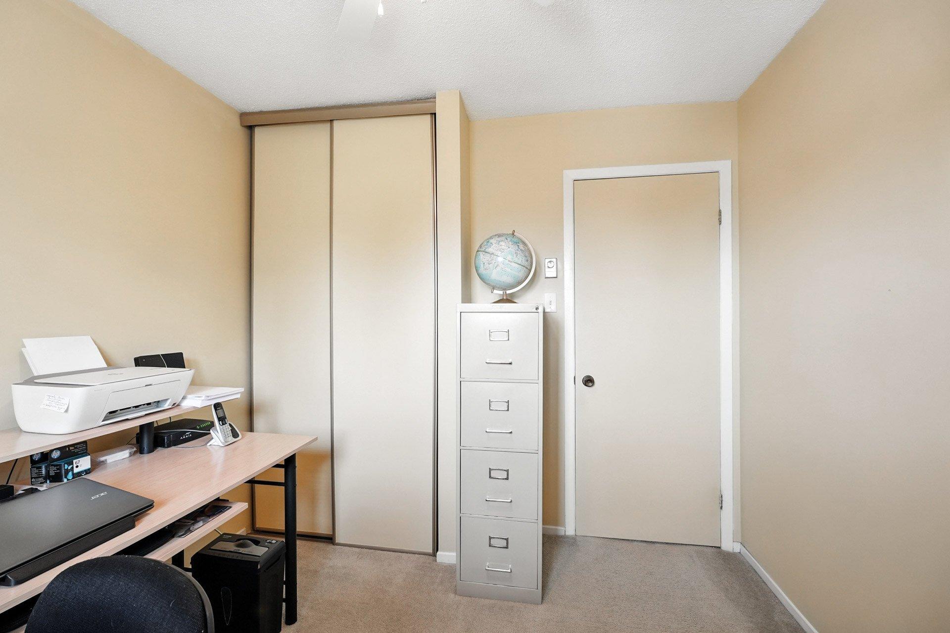 









251


Rue A.-Primeau

,
Gatineau (Gatineau),




QC
J8R2H4

