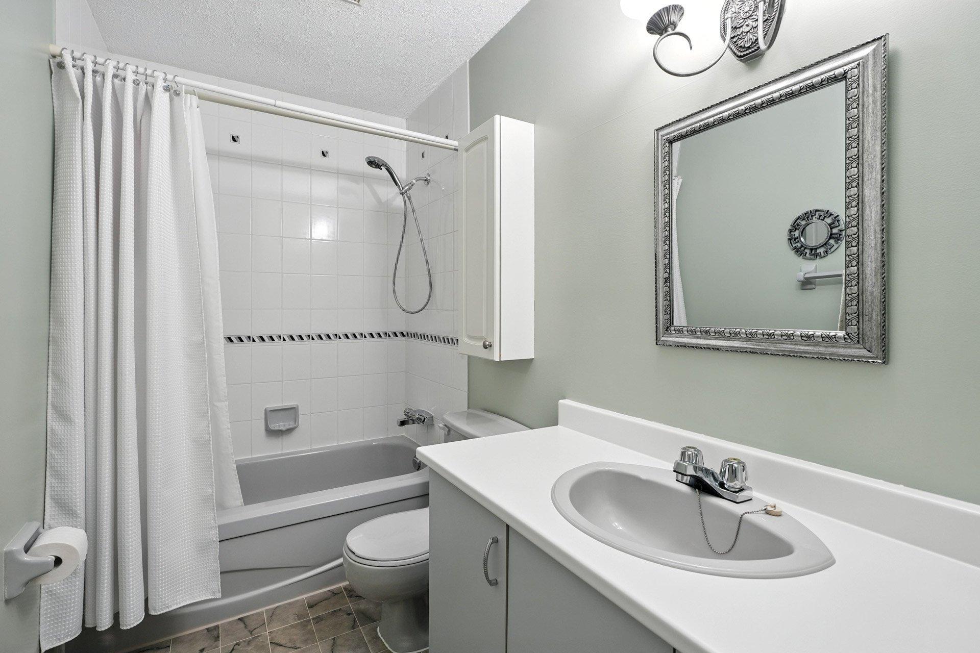 









251


Rue A.-Primeau

,
Gatineau (Gatineau),




QC
J8R2H4

