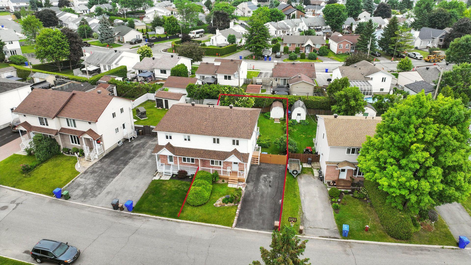 









251


Rue A.-Primeau

,
Gatineau (Gatineau),




QC
J8R2H4

