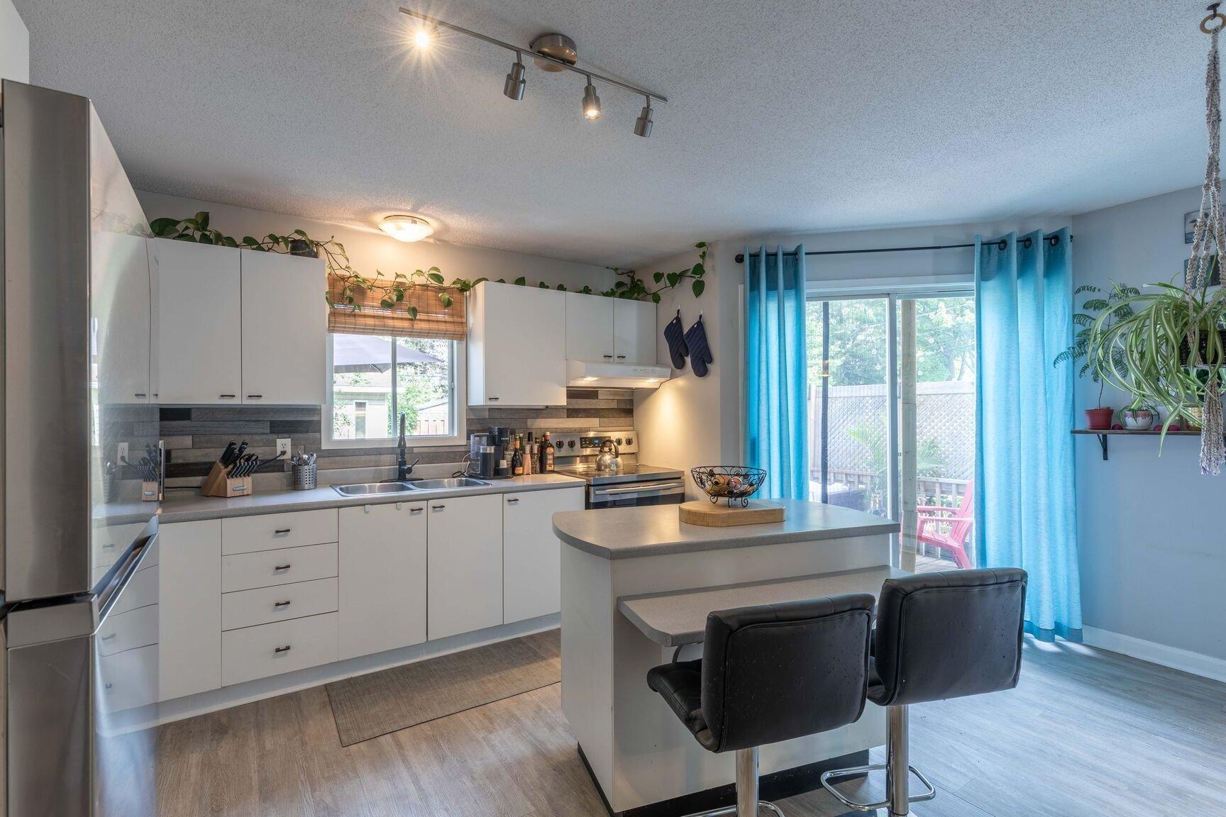 









540


Rue des Martinets

, 1,
Gatineau (Gatineau),




QC
J8R1A9

