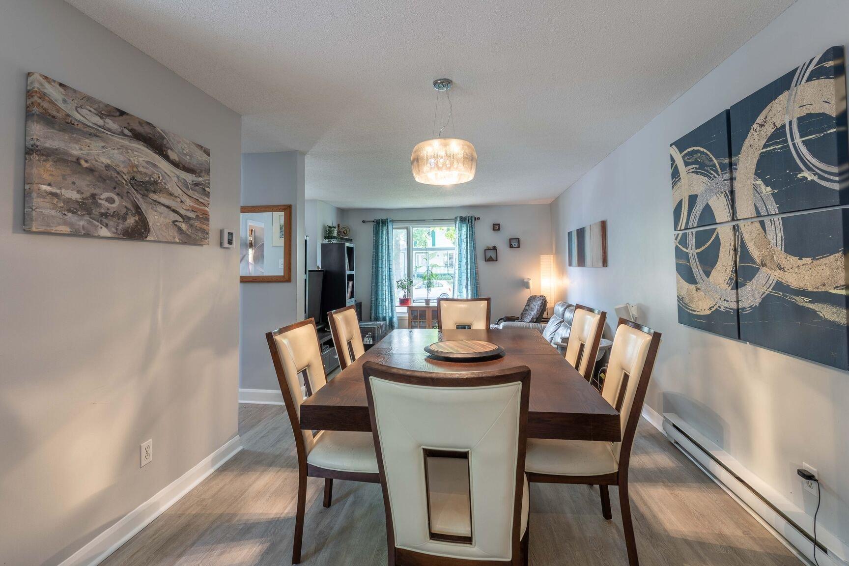 









540


Rue des Martinets

, 1,
Gatineau (Gatineau),




QC
J8R1A9

