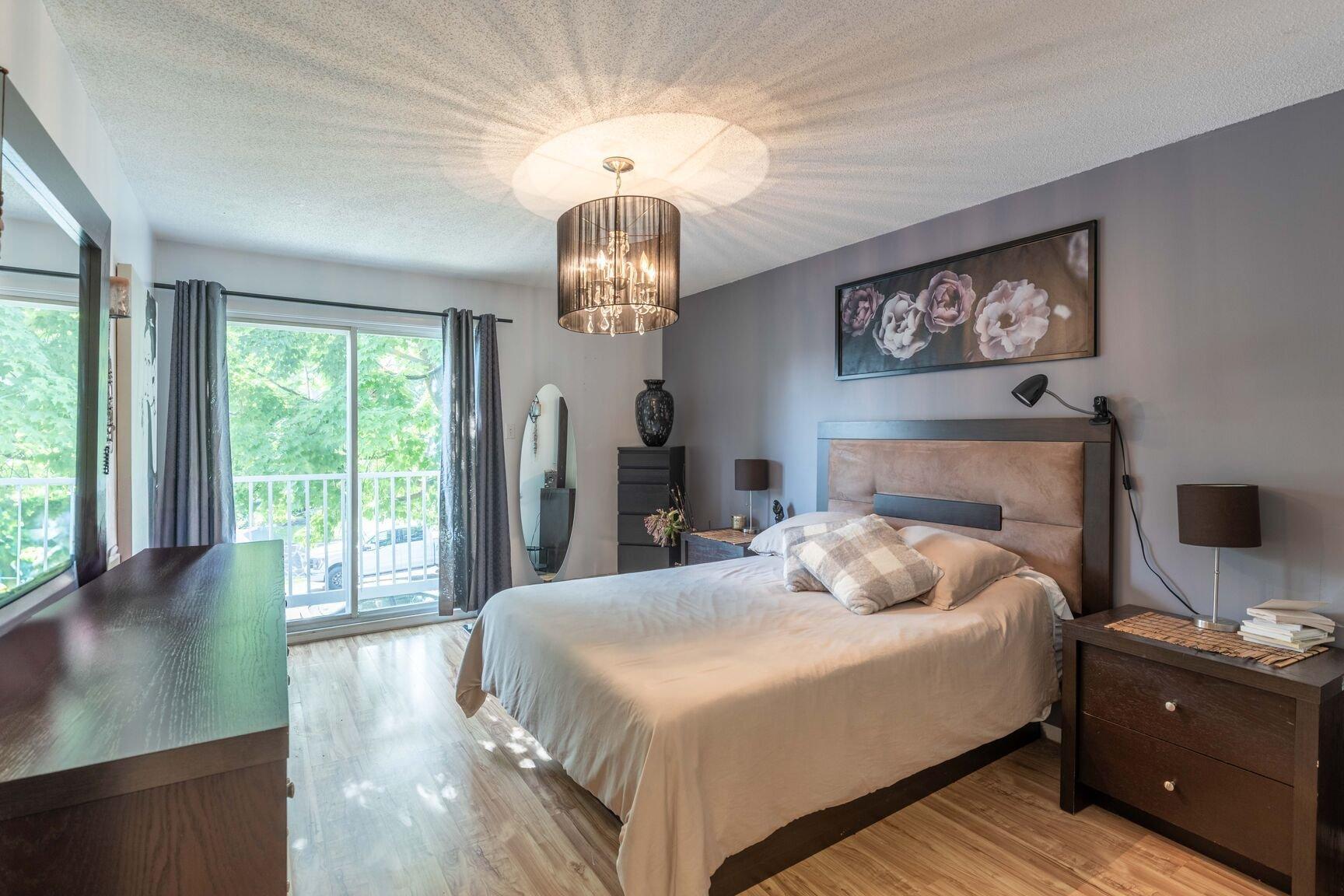 









540


Rue des Martinets

, 1,
Gatineau (Gatineau),




QC
J8R1A9

