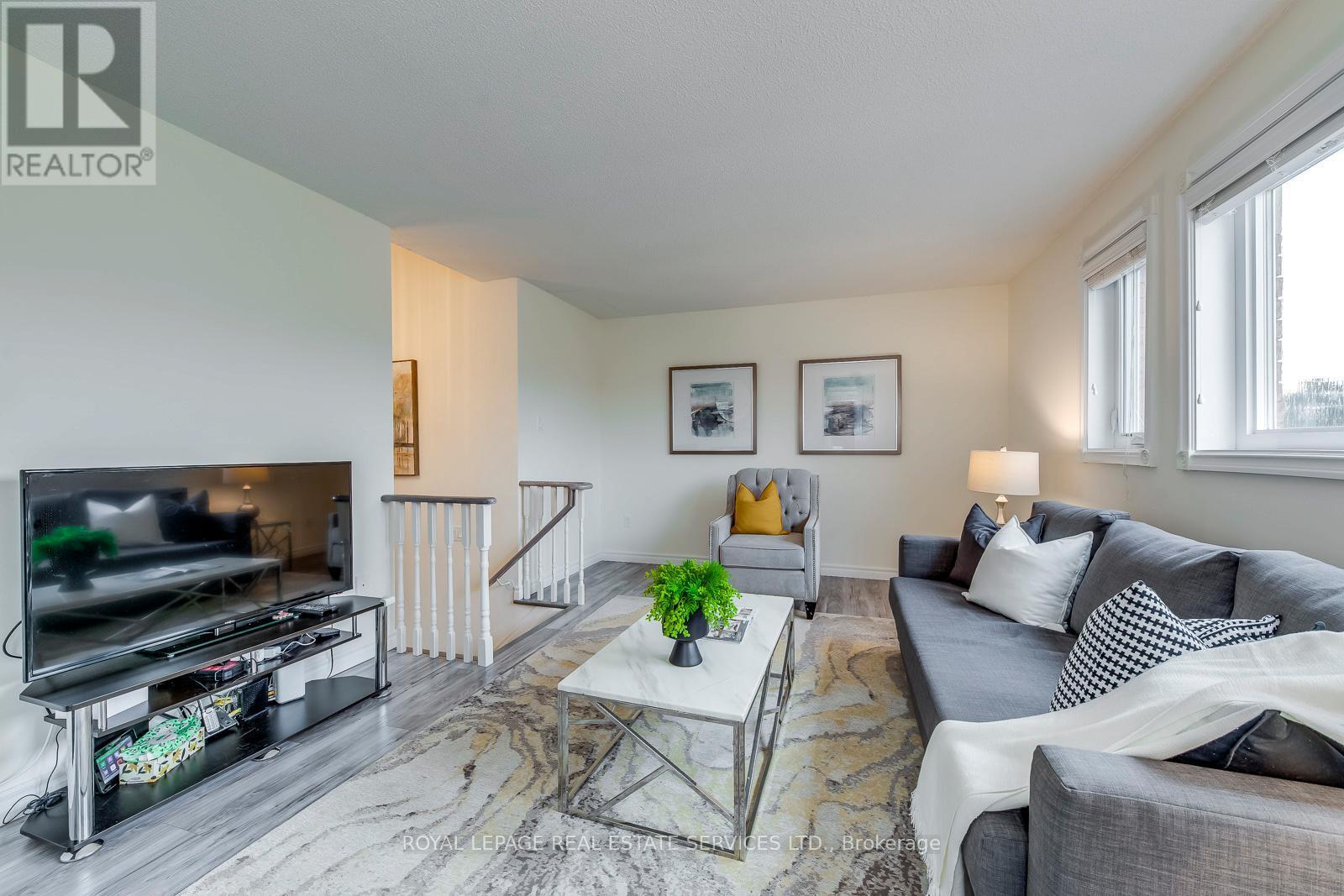












1069 WINDSOR HILL BOULEVARD

,
Mississauga,




Ontario
L5V1P4

