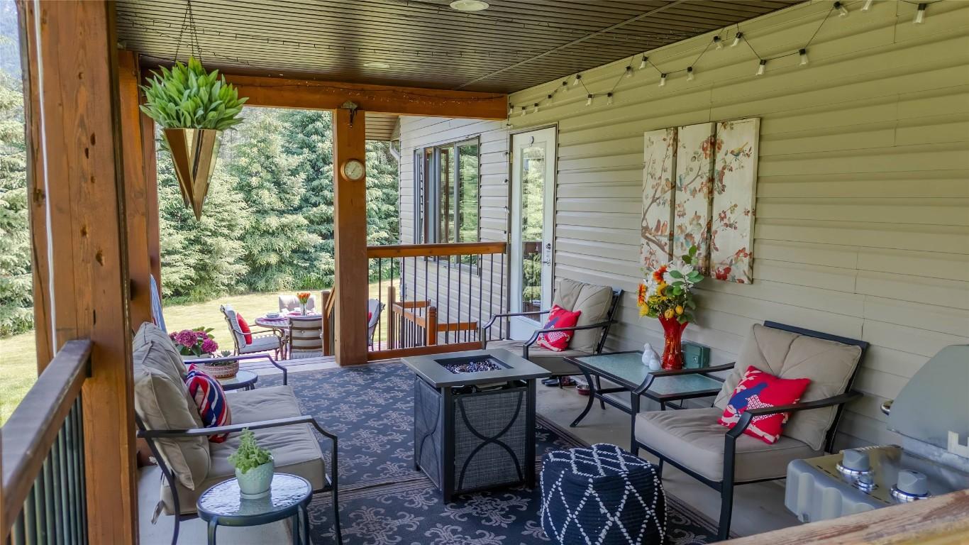 









3053


Wardner Fort Steele

Road,
Fort Steele,




BC
V0B 1N0

