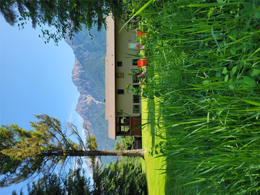 









3053


Wardner Fort Steele

Road,
Fort Steele,




BC
V0B 1N0

