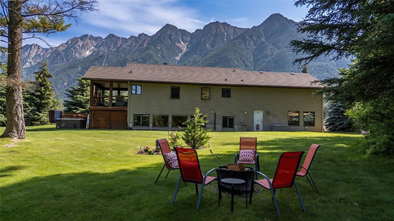









3053


Wardner Fort Steele

Road,
Fort Steele,




BC
V0B 1N0

