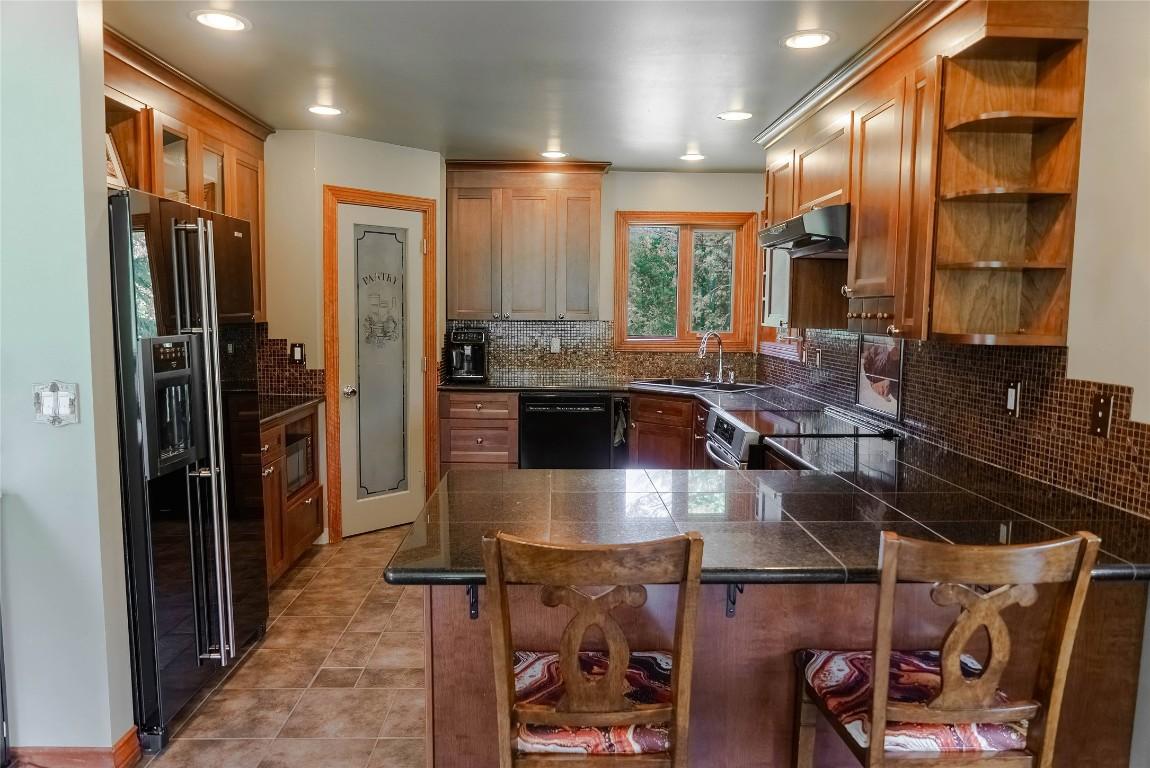 









3053


Wardner Fort Steele

Road,
Fort Steele,




BC
V0B 1N0

