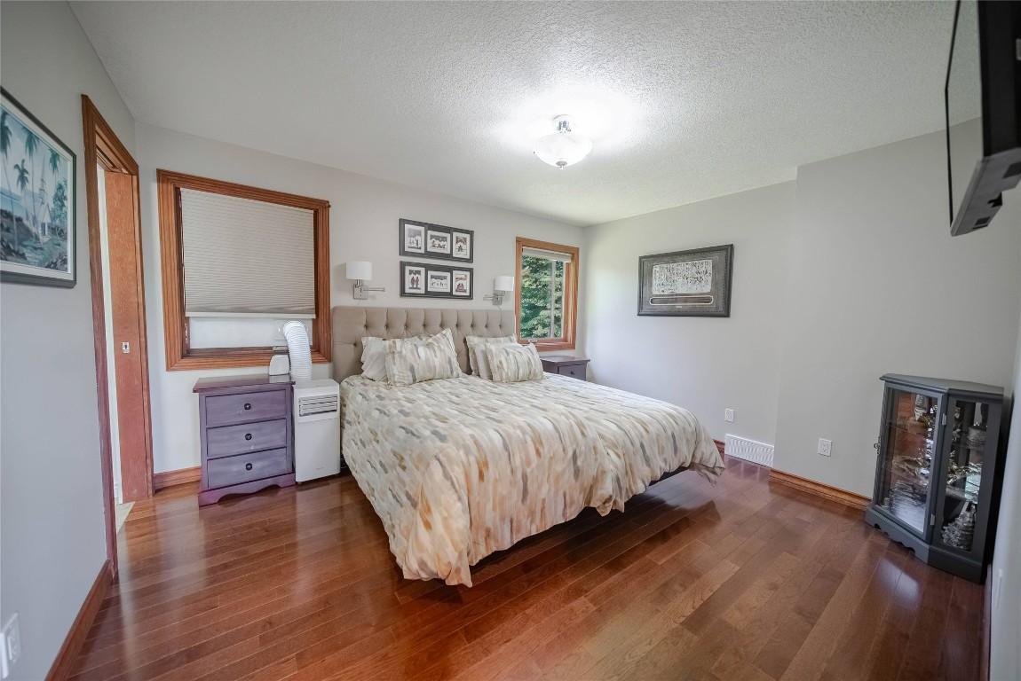 









3053


Wardner Fort Steele

Road,
Fort Steele,




BC
V0B 1N0


