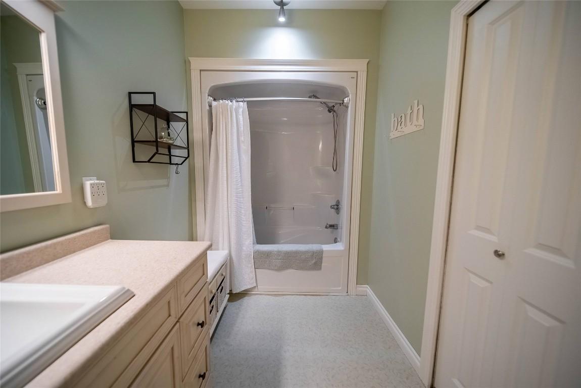 









3053


Wardner Fort Steele

Road,
Fort Steele,




BC
V0B 1N0

