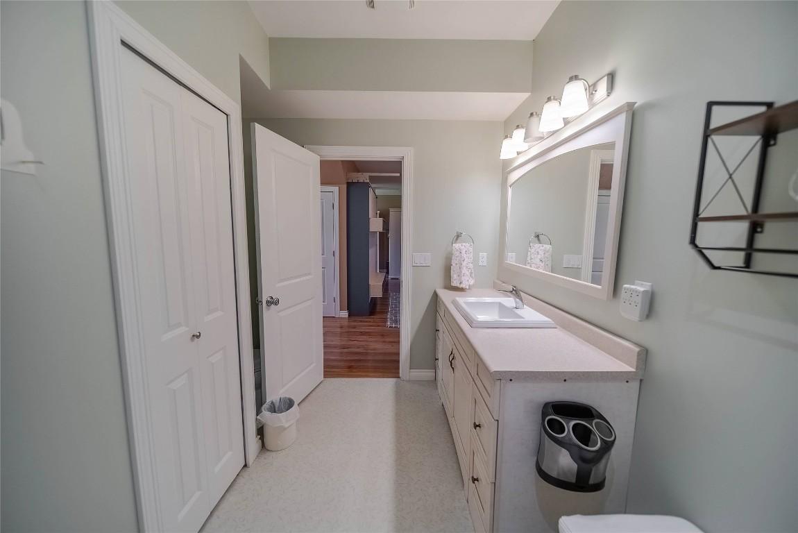 









3053


Wardner Fort Steele

Road,
Fort Steele,




BC
V0B 1N0

