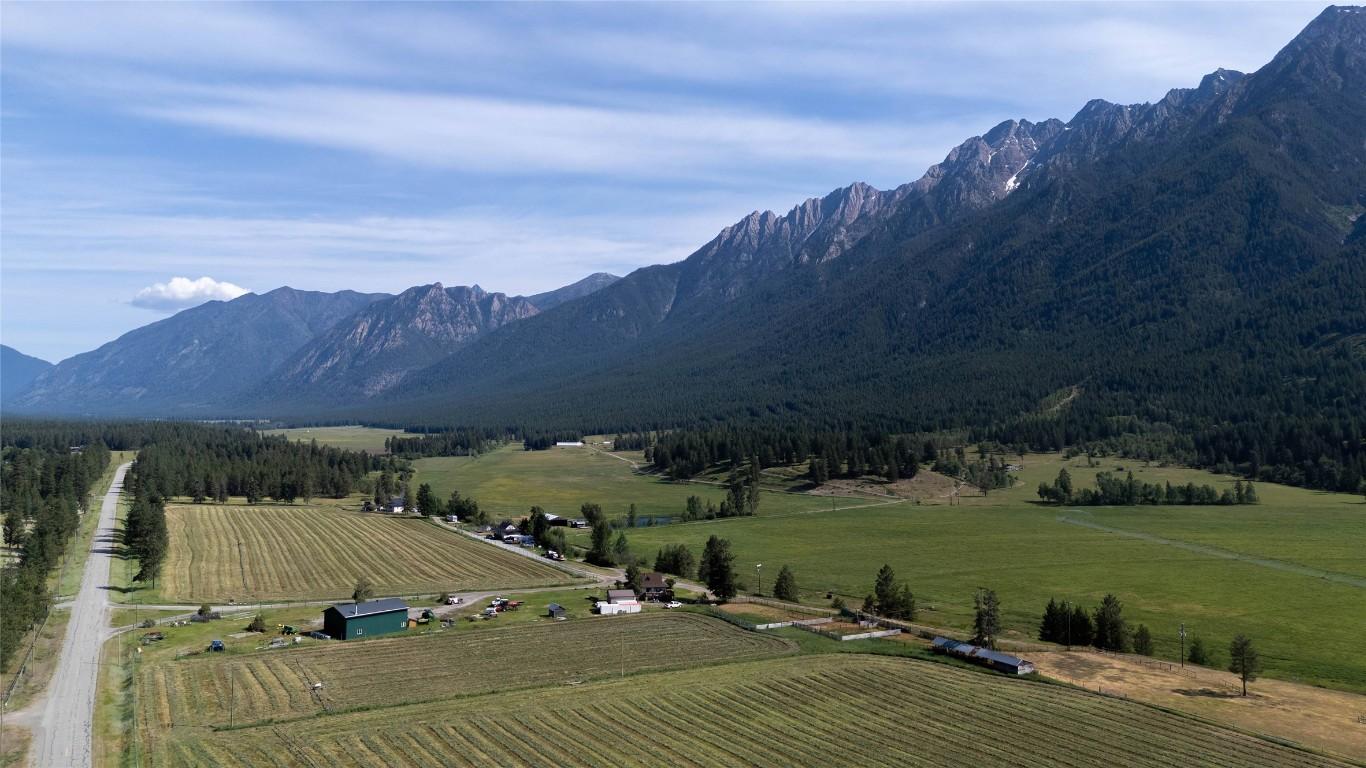 









3053


Wardner Fort Steele

Road,
Fort Steele,




BC
V0B 1N0

