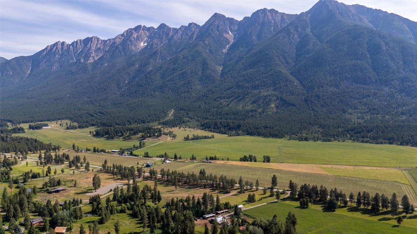 









3053


Wardner Fort Steele

Road,
Fort Steele,




BC
V0B 1N0

