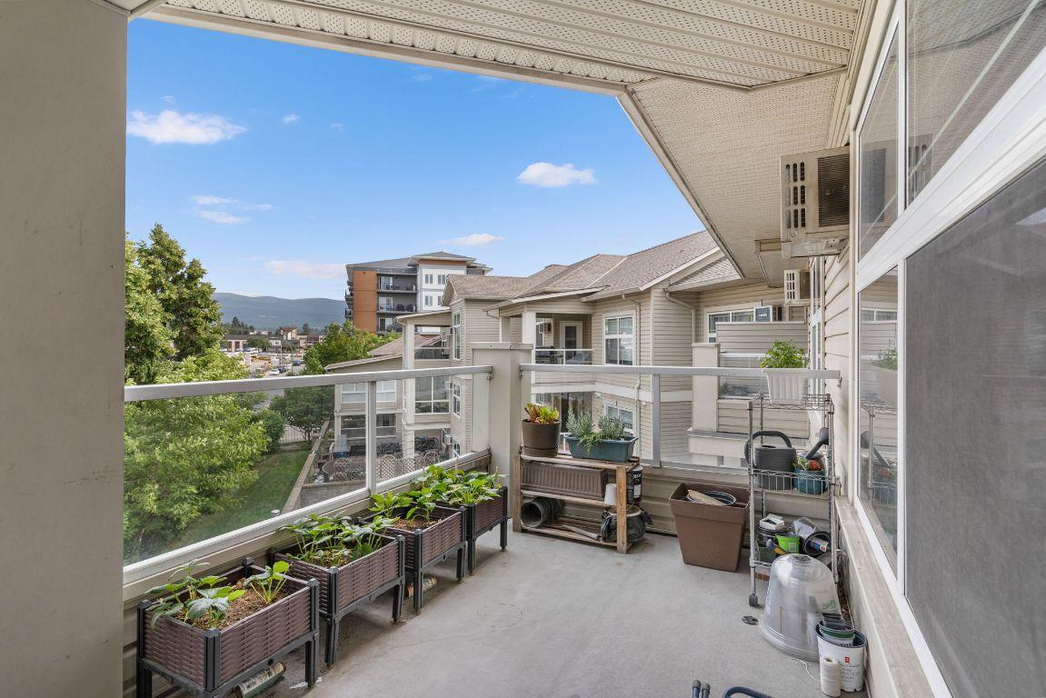 









515


Houghton

Road, 311,
Kelowna,




BC
V1X 8B9

