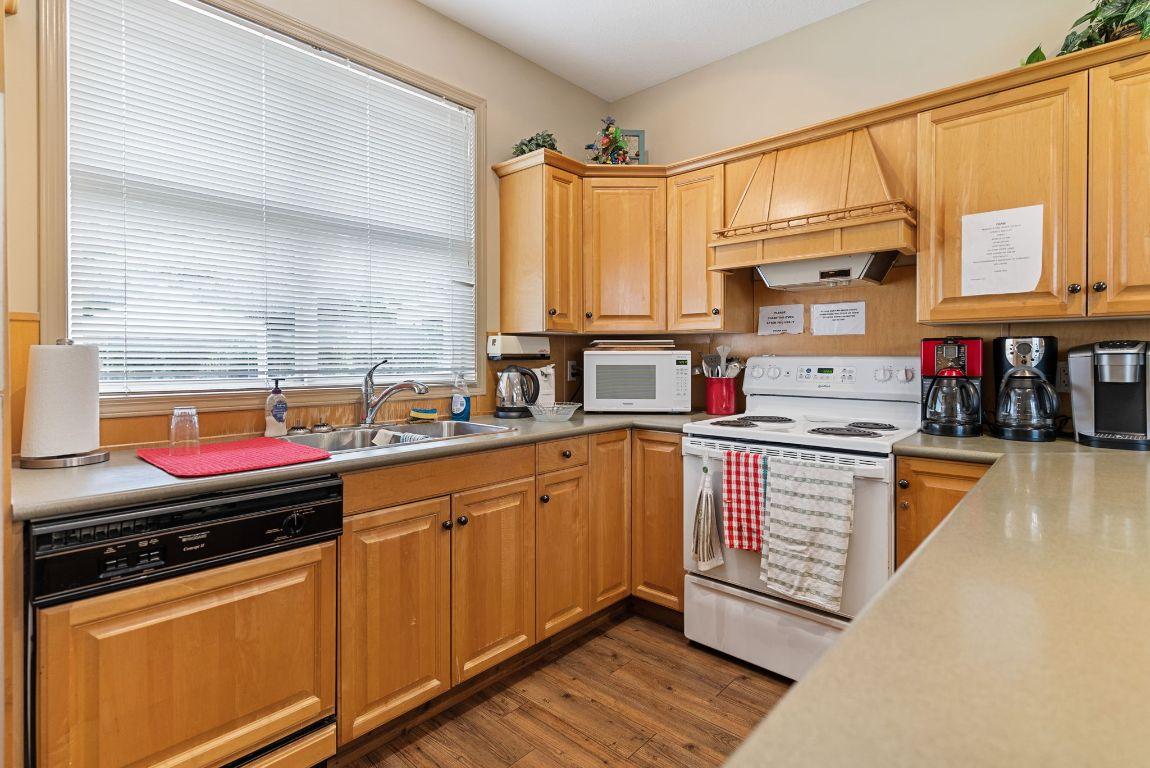 









515


Houghton

Road, 311,
Kelowna,




BC
V1X 8B9

