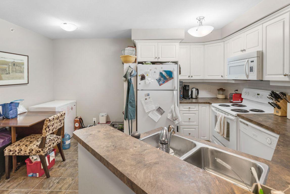 









515


Houghton

Road, 311,
Kelowna,




BC
V1X 8B9


