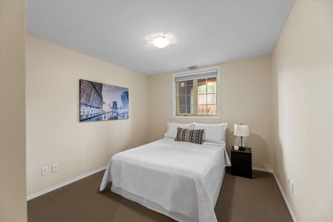 









1875


Country Club

Drive, 1317,
Kelowna,




BC
V1V 2W7

