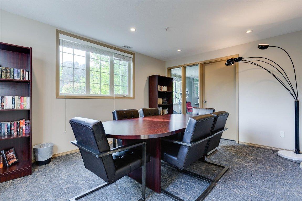 









1875


Country Club

Drive, 1317,
Kelowna,




BC
V1V 2W7

