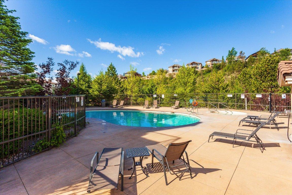 









1875


Country Club

Drive, 1317,
Kelowna,




BC
V1V 2W7

