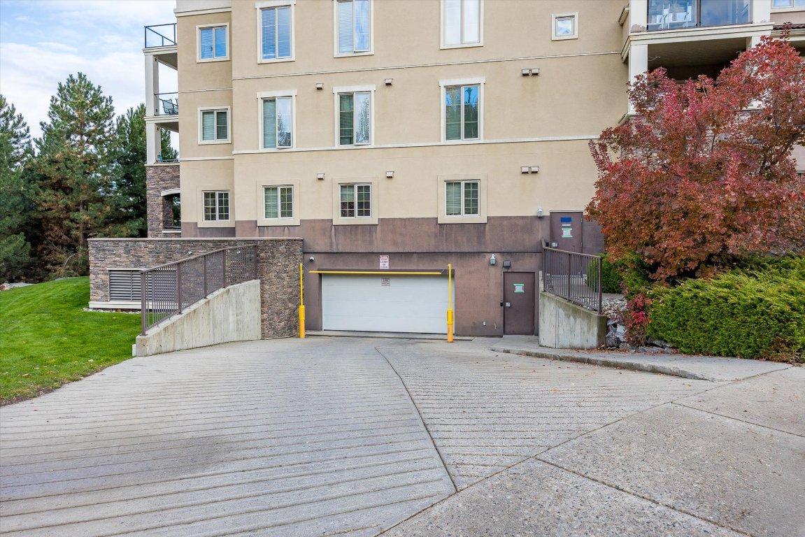 









1875


Country Club

Drive, 1317,
Kelowna,




BC
V1V 2W7


