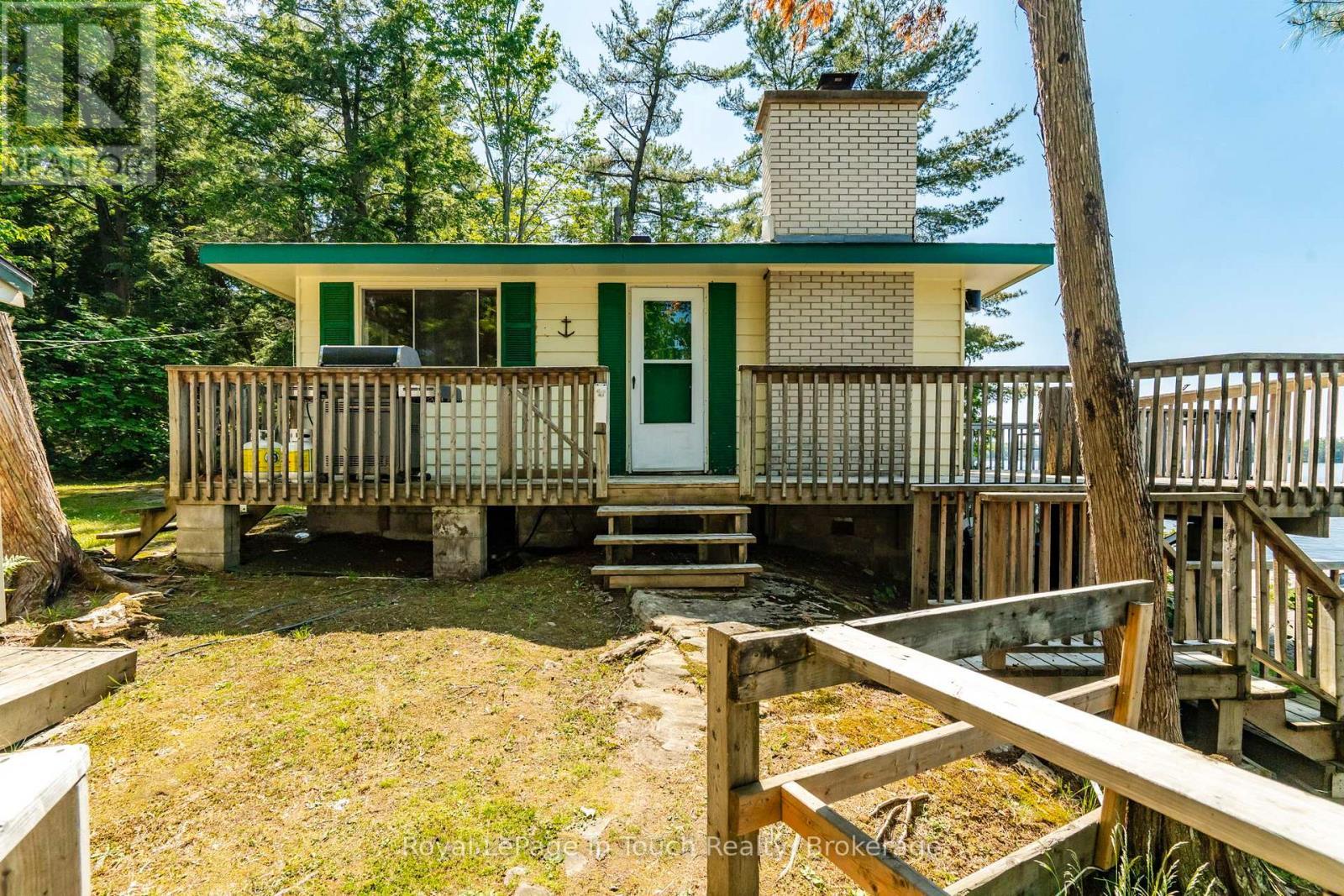 












2 IS 270 GEORGIAN BAY ISLAND

,
Georgian Bay (Baxter),




Ontario
L0K1S0

