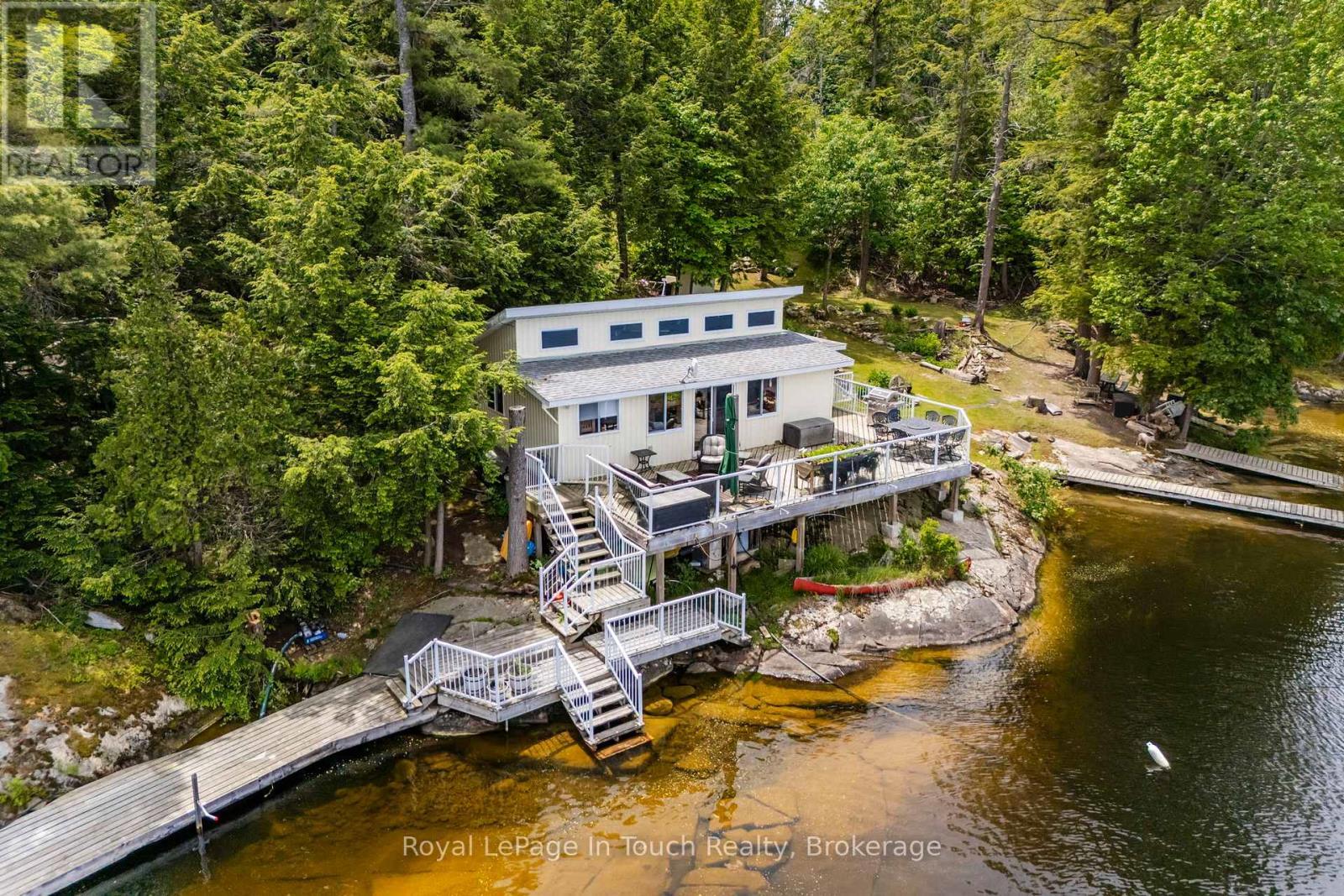 












4 IS 270 GEORGIAN BAY ISLAND

,
Georgian Bay (Baxter),




Ontario
L0K1S0

