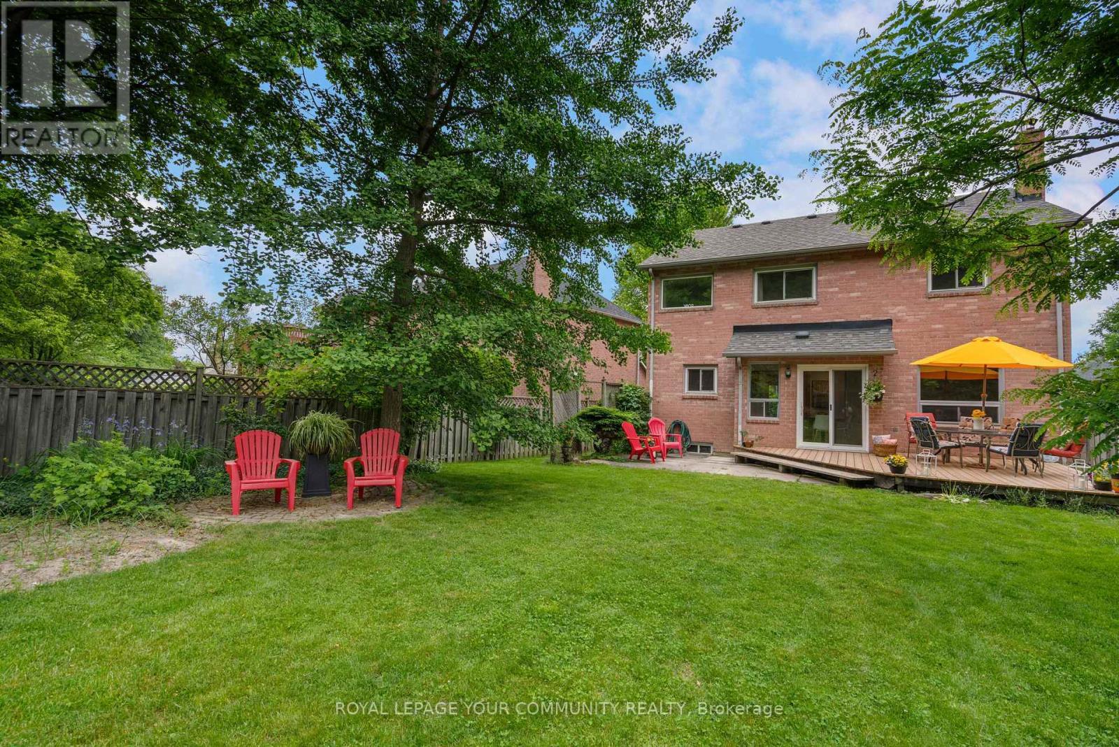 












209 TAMARAC TRAIL

,
Aurora,




Ontario
L4G5V9

