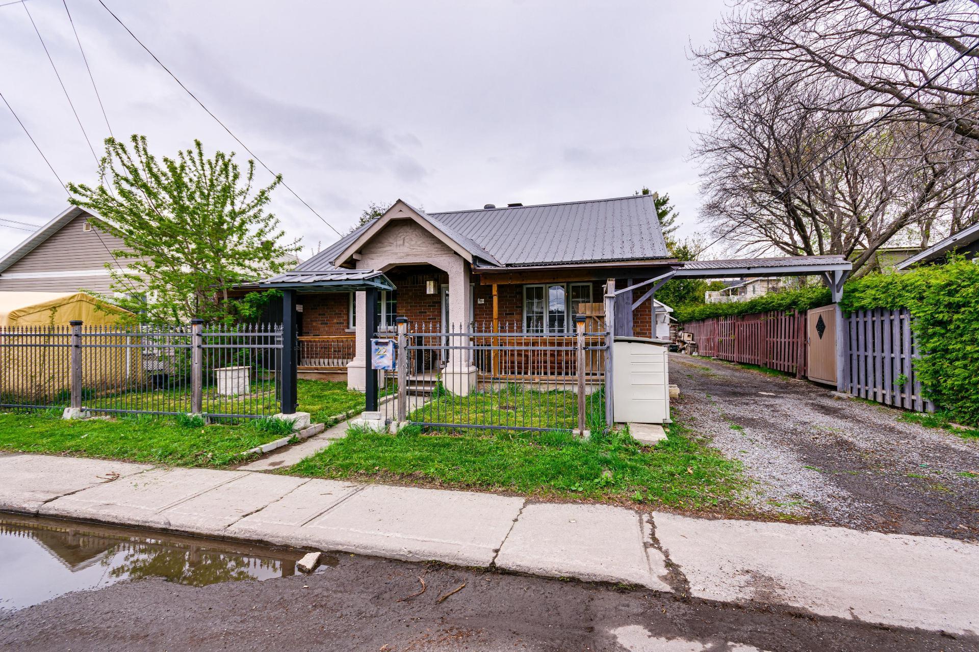 









22


Rue Lafortune

,
Gatineau (Gatineau),




QC
J8T2K5

