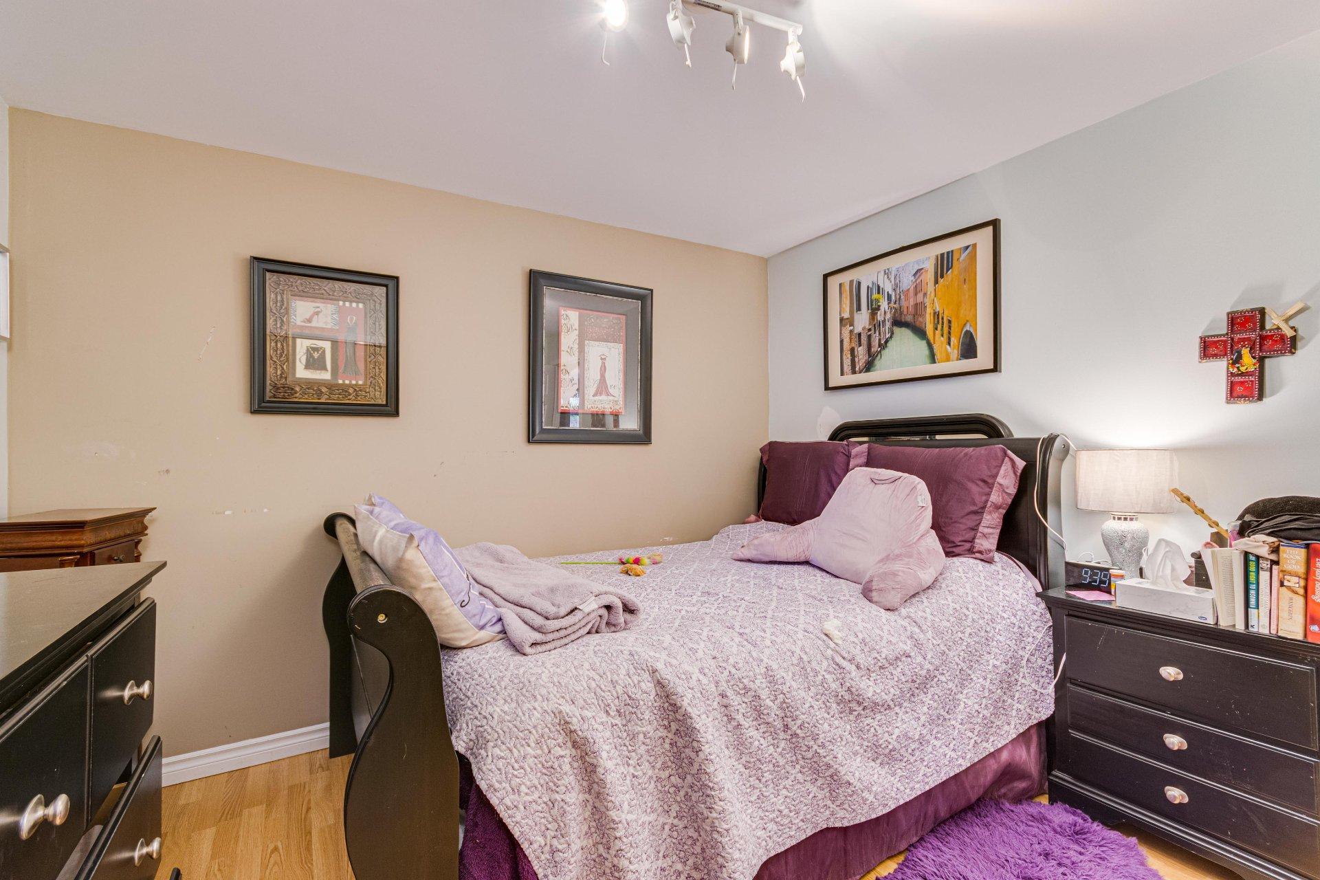 









22


Rue Lafortune

,
Gatineau (Gatineau),




QC
J8T2K5

