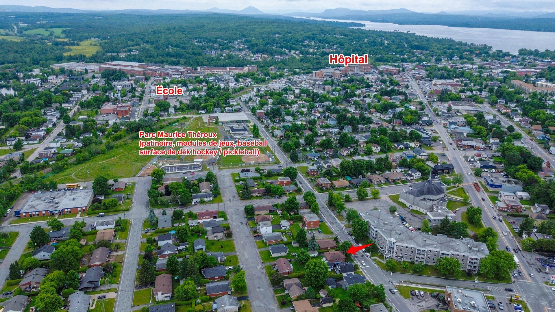 









970


Rue St-Luc

,
Magog,




QC
J1X2X6

