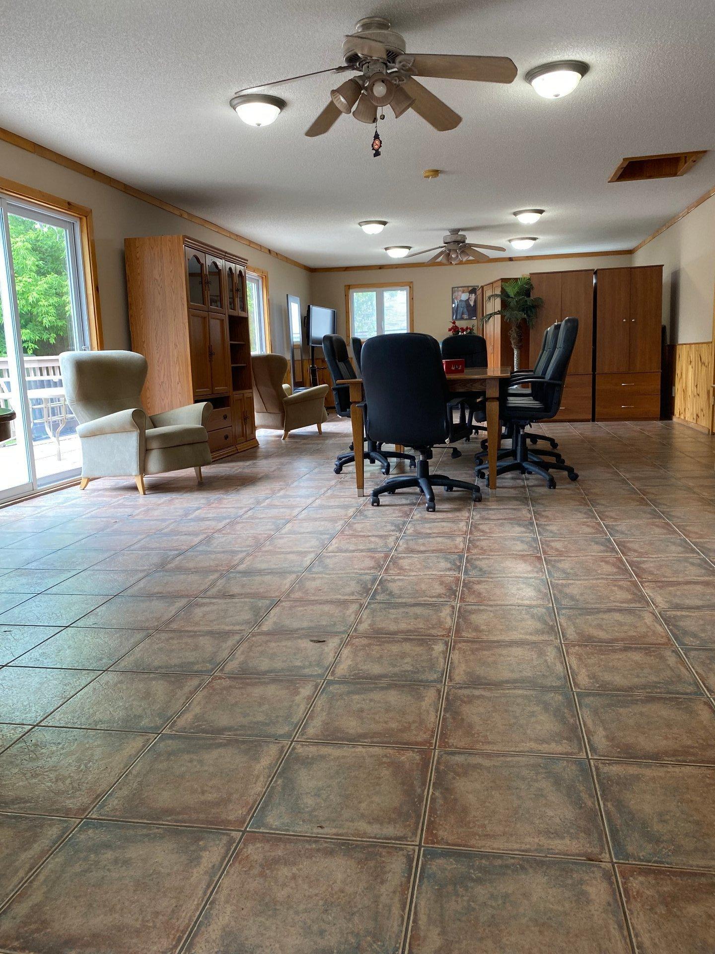 









231


Rue Main

,
Gatineau (Gatineau),




QC
J8P5J7

