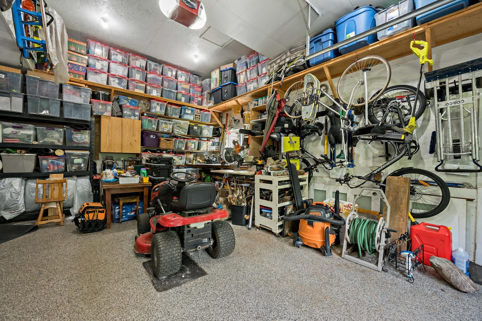 









545


Rue Émond

,
Mont-Tremblant,




QC
J8E2M4

