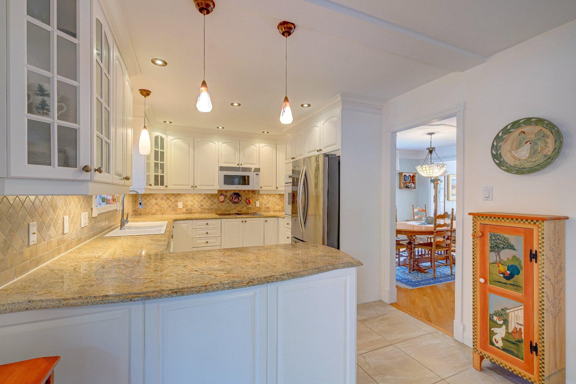 









481


Rue des Merisiers

,
Saint-Bruno-de-Montarville,




QC
J3V6M4

