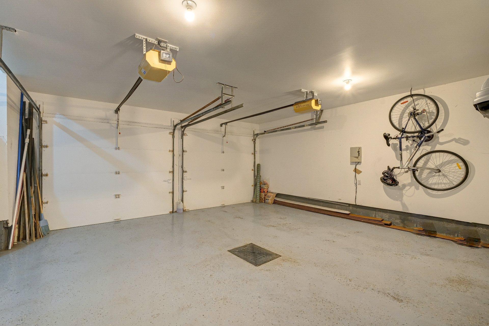 









481


Rue des Merisiers

,
Saint-Bruno-de-Montarville,




QC
J3V6M4

