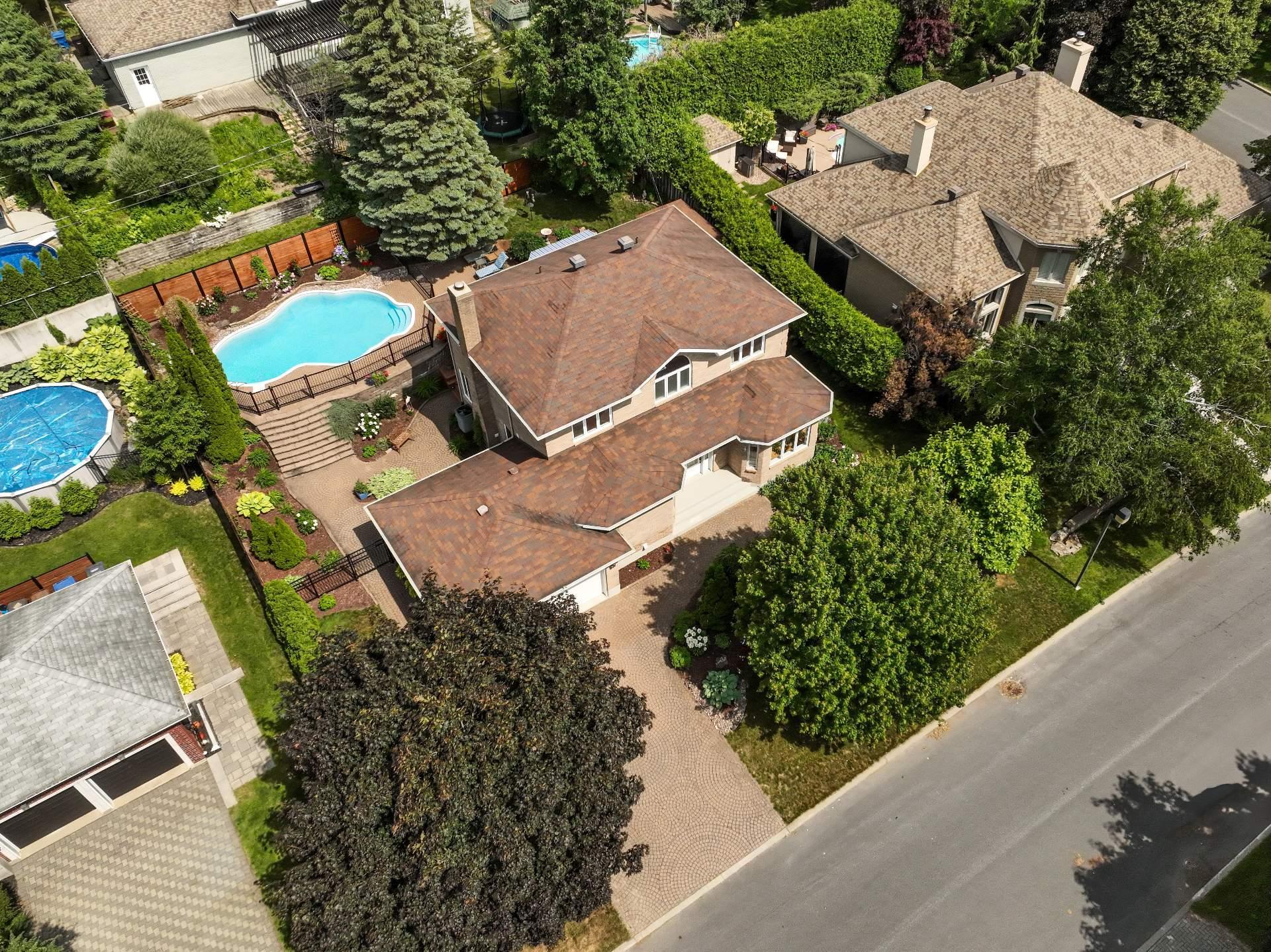 









481


Rue des Merisiers

,
Saint-Bruno-de-Montarville,




QC
J3V6M4

