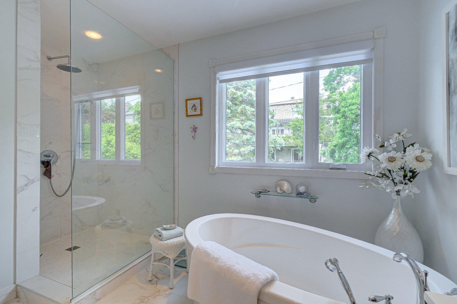 









481


Rue des Merisiers

,
Saint-Bruno-de-Montarville,




QC
J3V6M4

