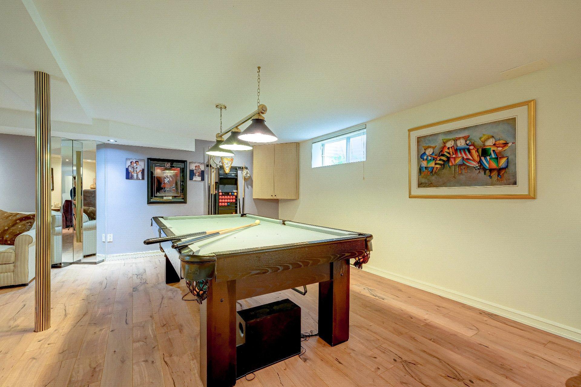 









481


Rue des Merisiers

,
Saint-Bruno-de-Montarville,




QC
J3V6M4


