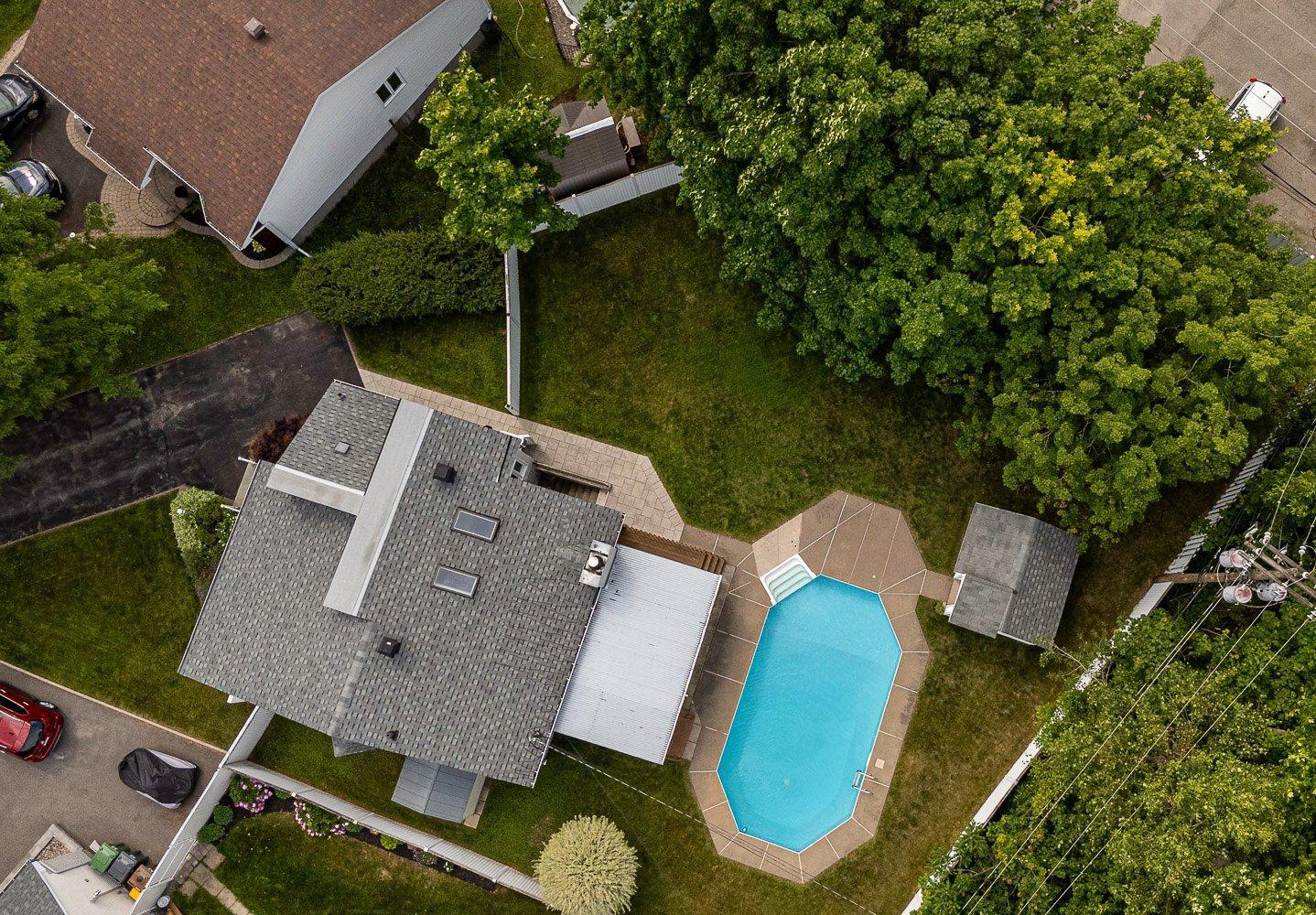 









3240


Rue Bolduc

,
Boisbriand,




QC
J7H1G7

