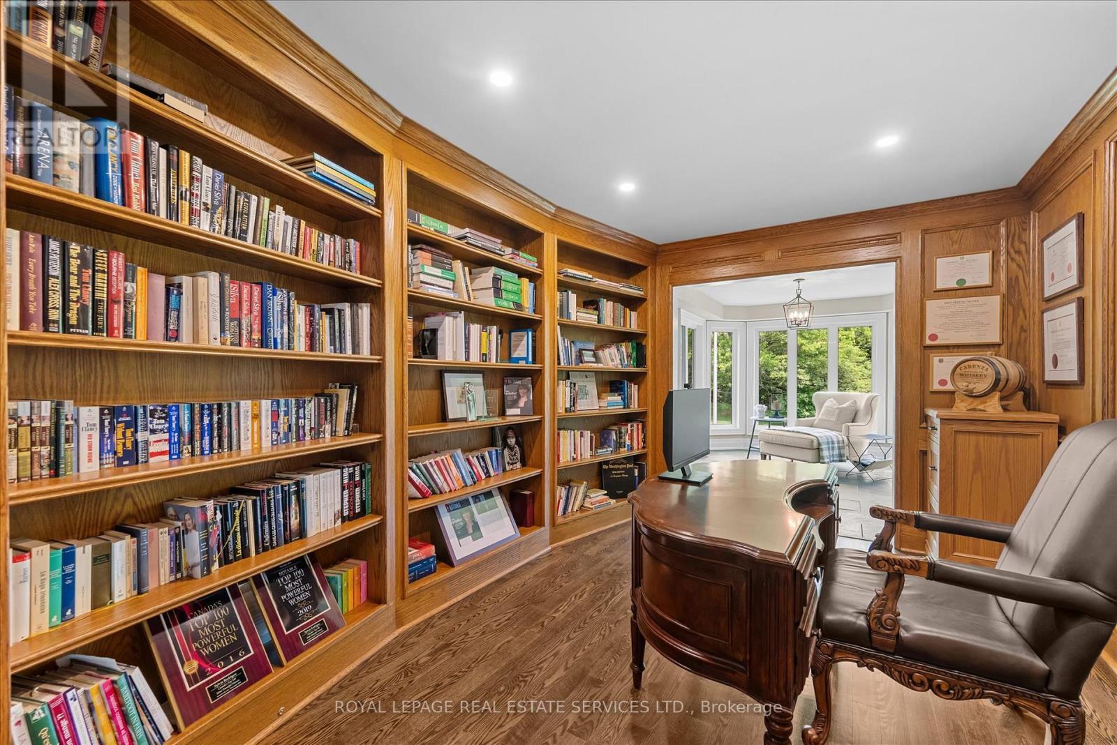 












2315 8 SIDEROAD

,
Burlington,




Ontario
L7P0M5

