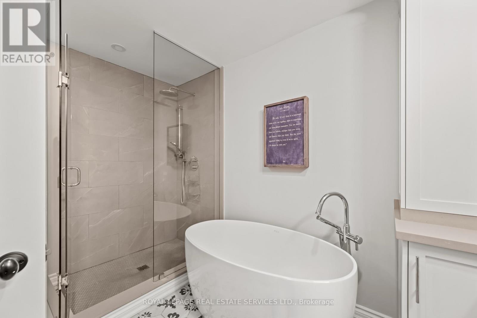 












2315 8 SIDEROAD

,
Burlington,




Ontario
L7P0M5

